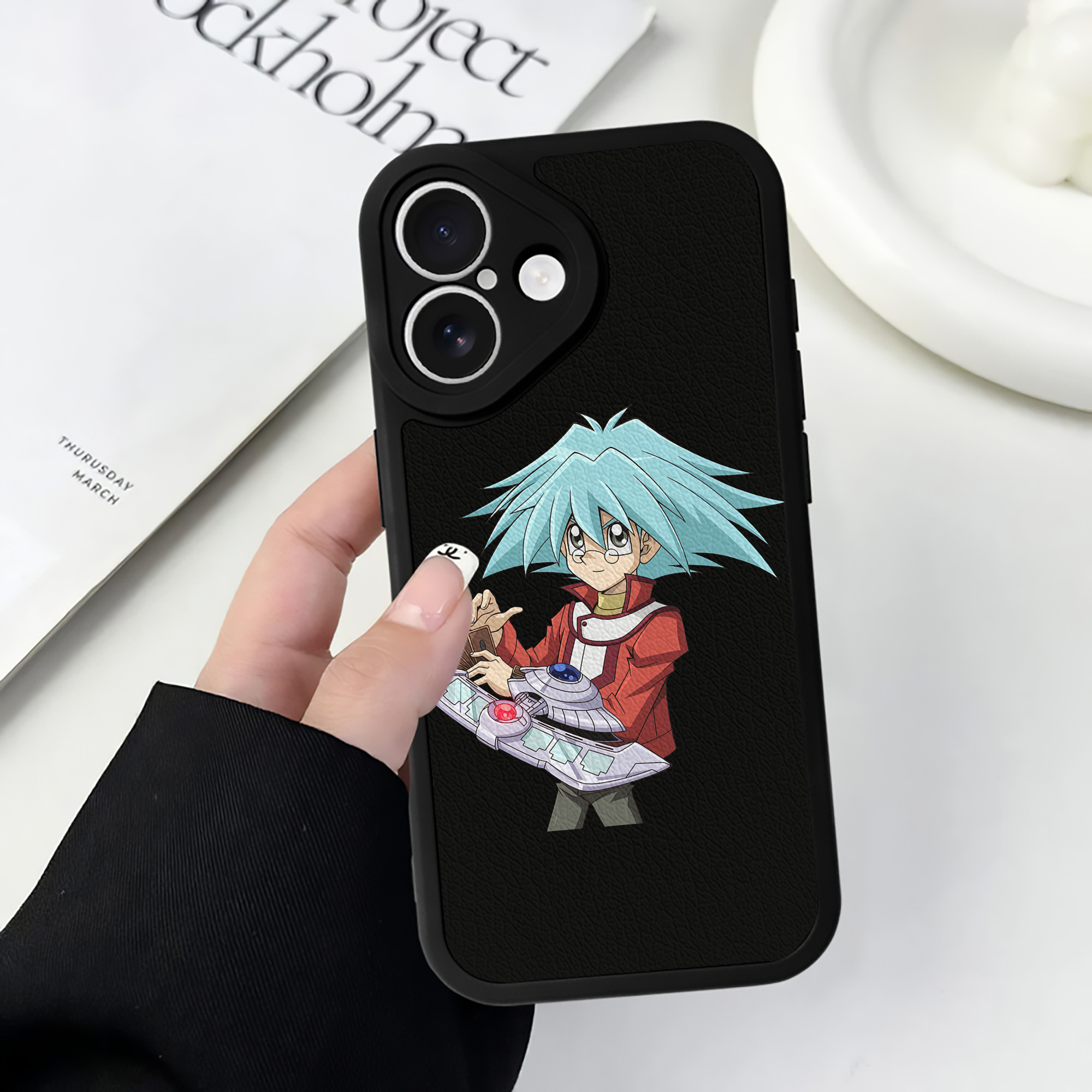 遊☆戯☆王 Yu-Gi-Oh! 【iPhone 16シリーズ対応】シリコンスマホケース（レザー調） 材質：シリコン